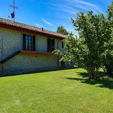 فيلا Cascina Giuli ألبا المظهر الخارجي الصورة